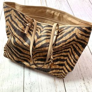 Michael Kors Tiger Jet Set